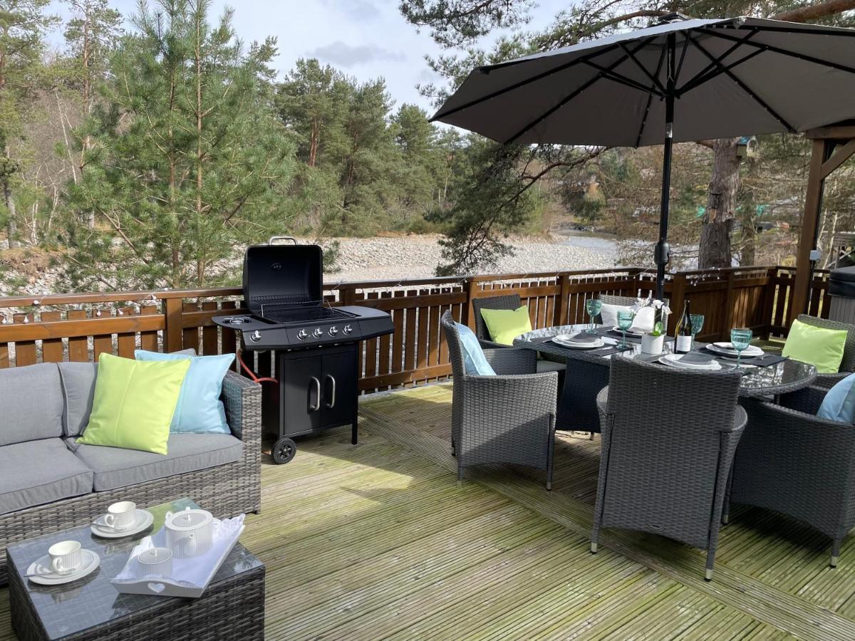 Luxury Riverside Lodge, Blair Atholl Pitlochry Dış mekan fotoğraf